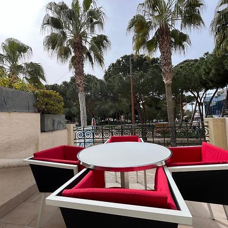 Appartement Sur La Pinede A Juan Les Pins Antibes Bagian luar foto