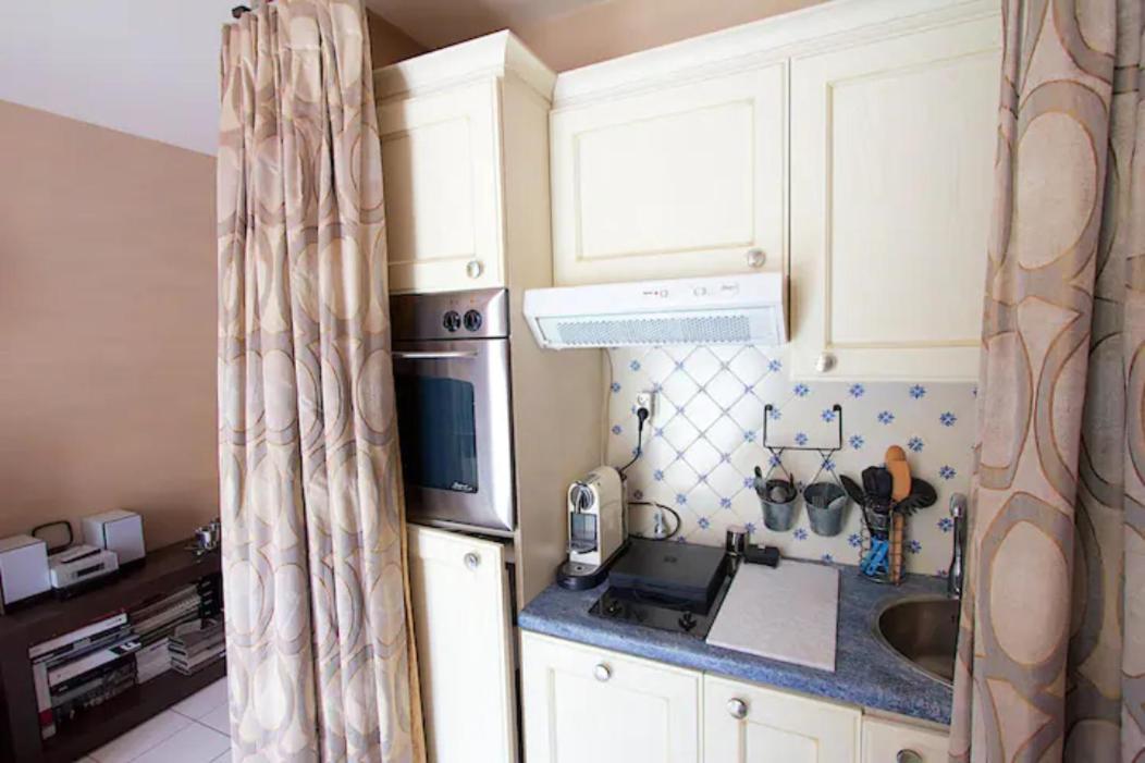 Appartement Sur La Pinede A Juan Les Pins Antibes Bagian luar foto